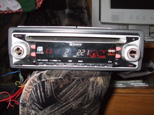 Honda Civic 2000-2006 CDX-G1100U CD MP3 USB Aux In Car Stereo SILVER Fitting Kit
